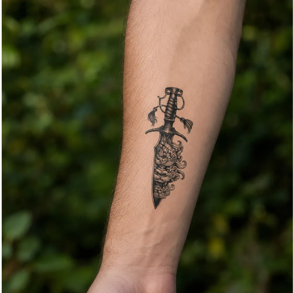 SafeTatt — Oni-Clou · fotografie tetování na kůži